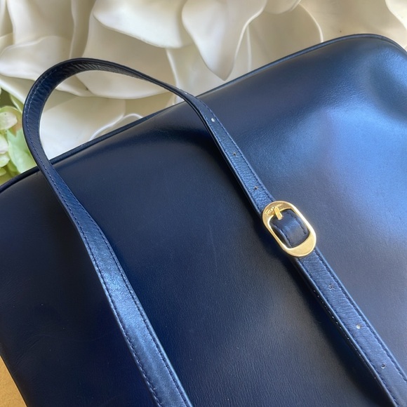 Salvatore Ferragamo Shoulder Bag Clutch In Navy Leather - Picture 12 of 16